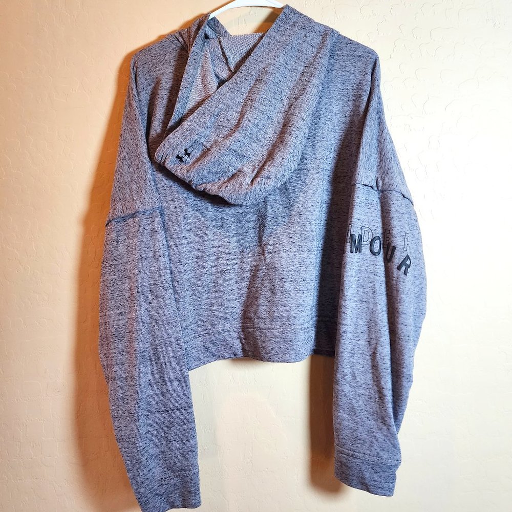 NWOT Under Armour Gray 1/4 Zip Hoodie Long Sleeve Crop Lightweight Coat Jacket